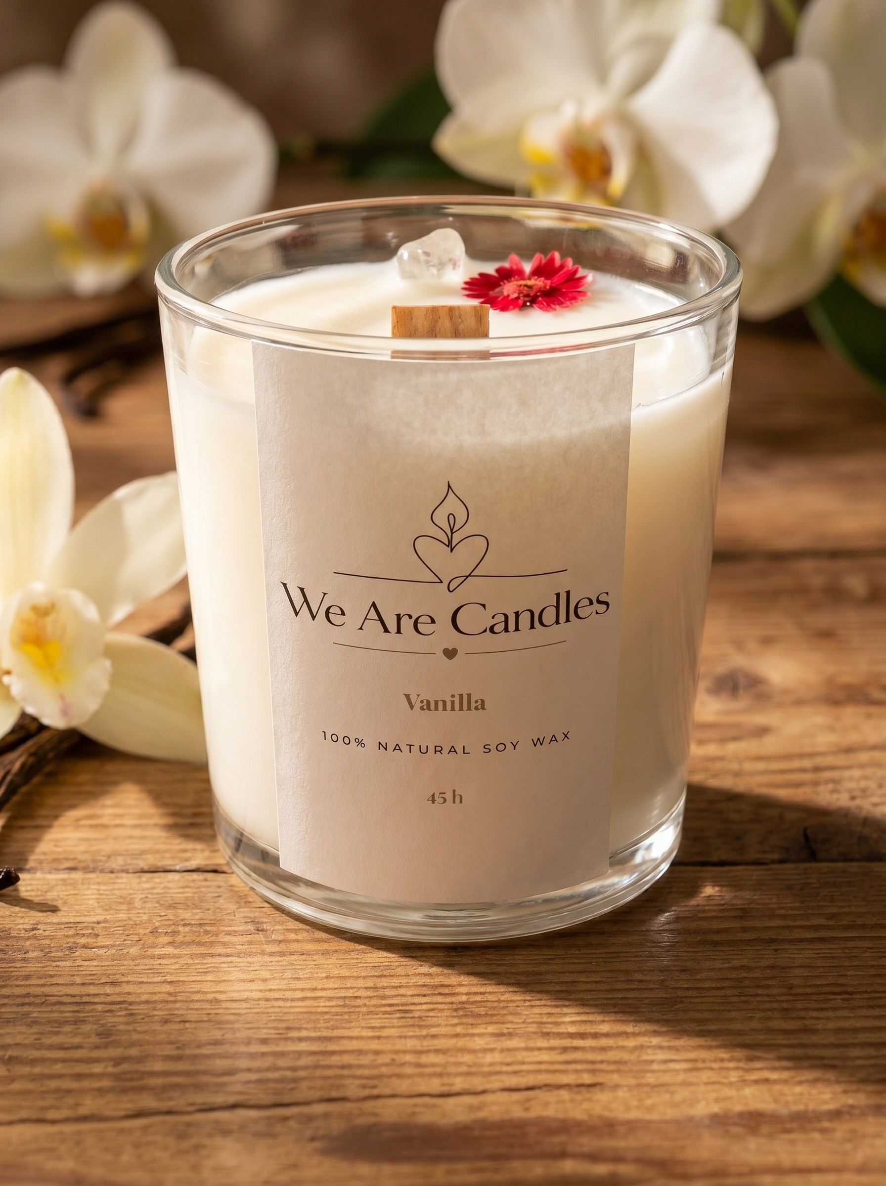 Свещ с аромат на ванилия Vanilla с дървен фитил — We Are Candles