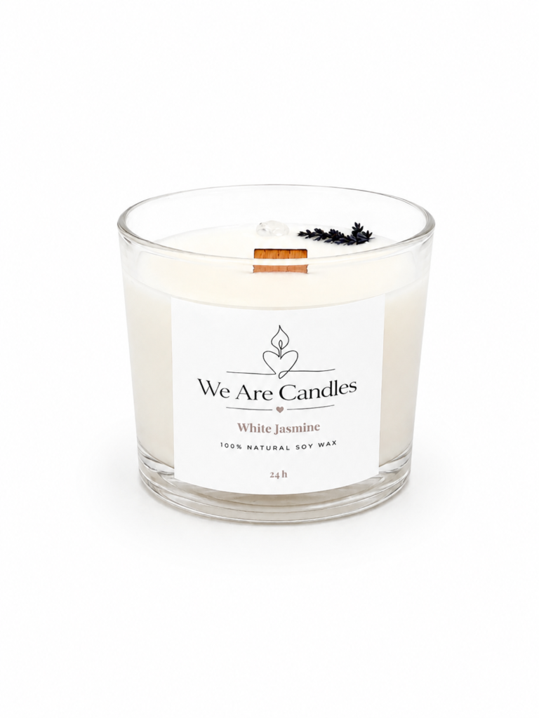 Свещ с аромат на жасмин White Jasmine с дървен фитил — We Are Candles