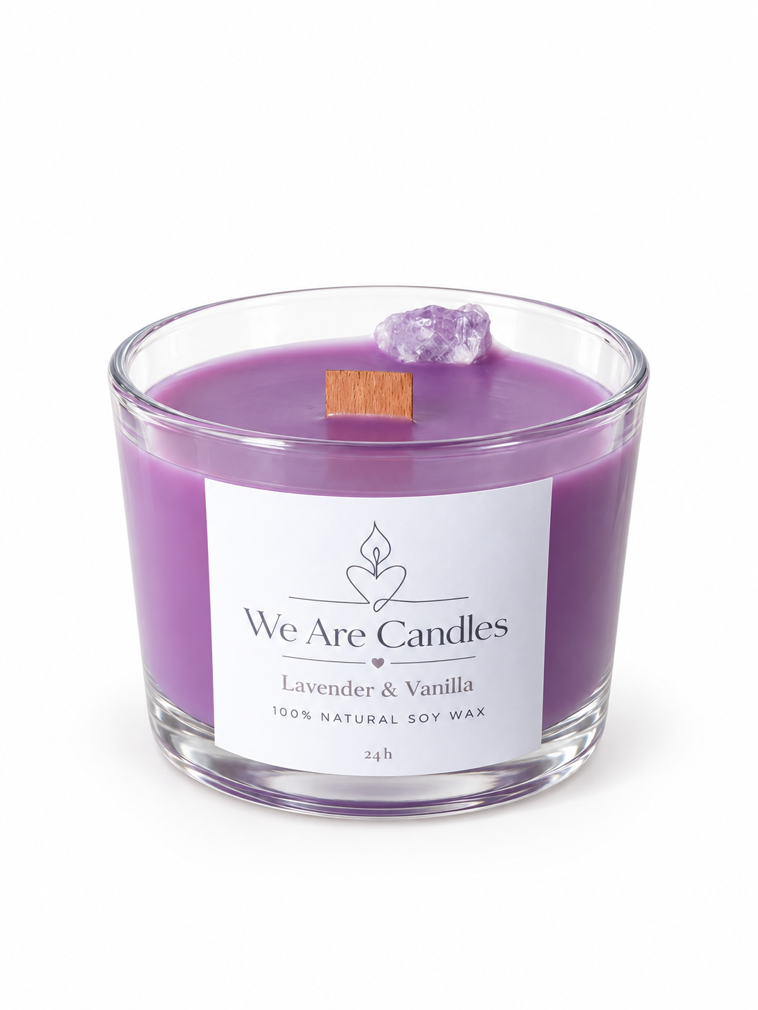 Малка свещ с лавандула Lavender & Vanilla, соев восък и дървен фитил. До 24 часа общо време на горене. Избери за своя дом или за подарък на любим човек.